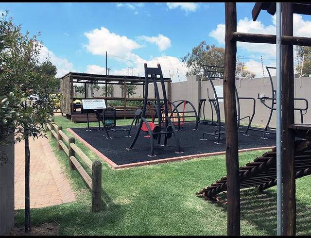 2 BEDROOM PROPERTY TO RENT IN BARBEQUE DOWNS